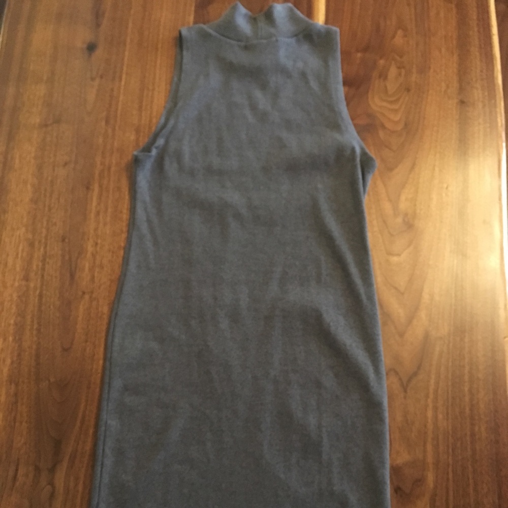 Sleeveless grey turtle neck dress, bump friendly